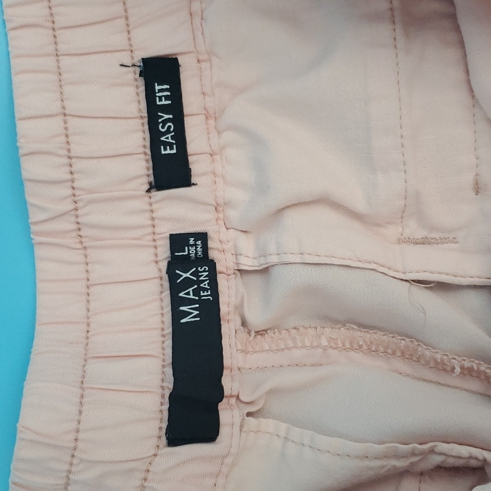 Max easy fit shorts new no tags - Picture 11 of 16